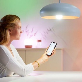 BEC LED RGBW PHILIPS WiZ COLORS E27 13W